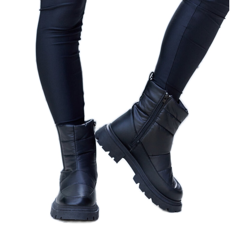 Crne izolirane Galvani čizme za snijeg crno