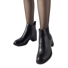 Crne gležnjače Pacific crna