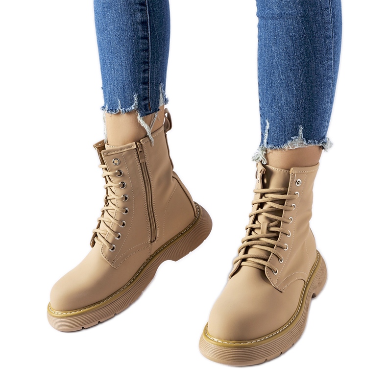 Inna Tamno bež klasične Benvenuto čizme