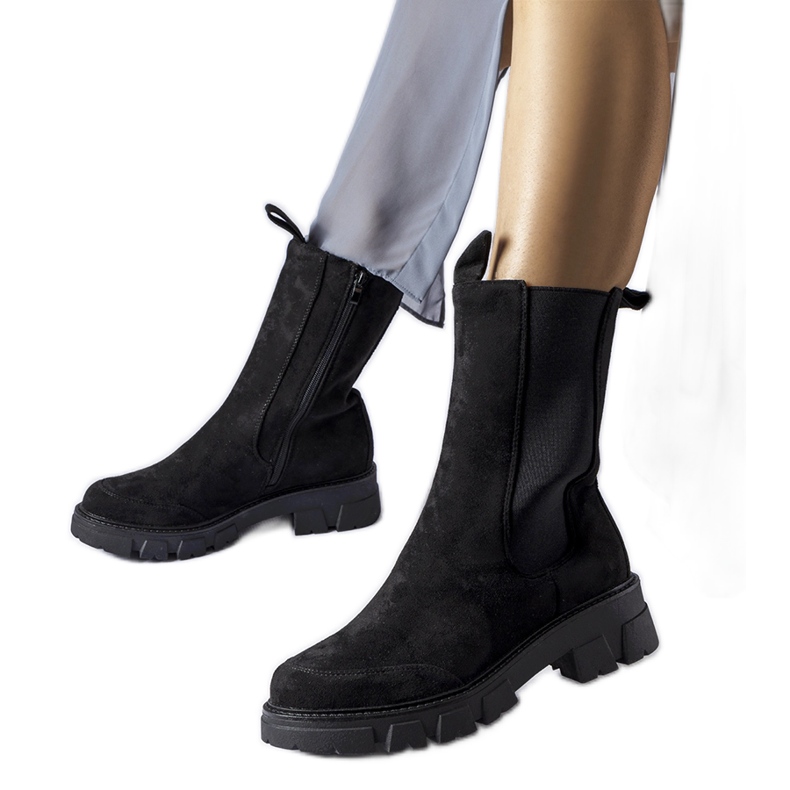 Crne masivne visoke gležnjače iz Morbella crno