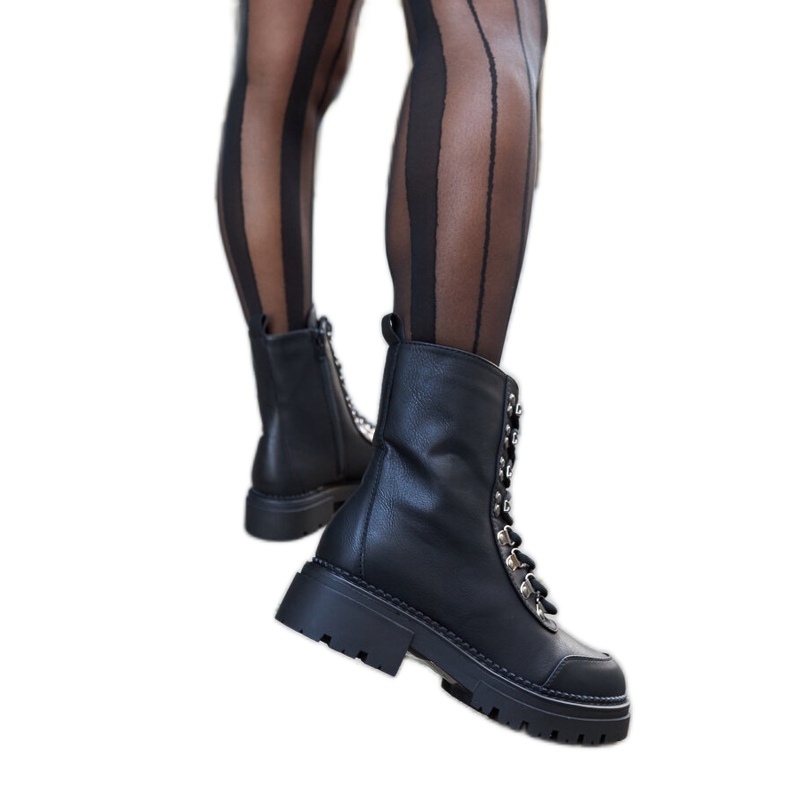 Inna Crne klasične izolirane gležnjače Concordia crno