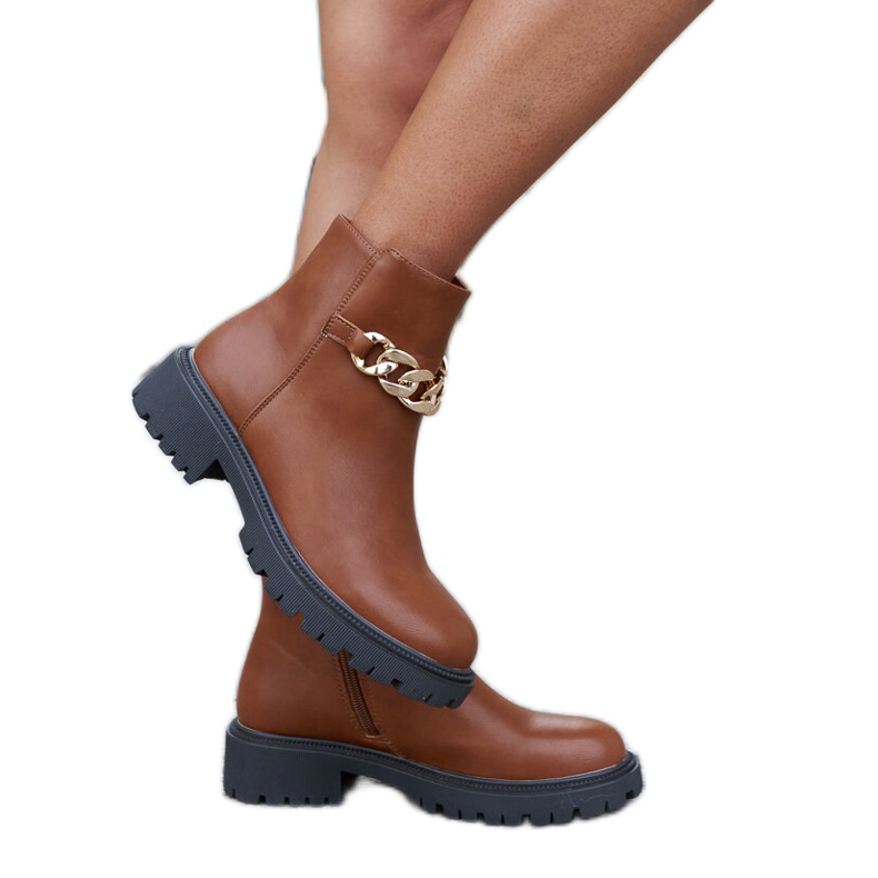 Smeđe gležnjače ukrašene Bonsaint lancem smeđa