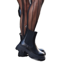 Crne gležnjače s gumenim umetkom D'Isola crna