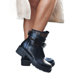 Crne čizme s ukrasnim Domus remenom crna