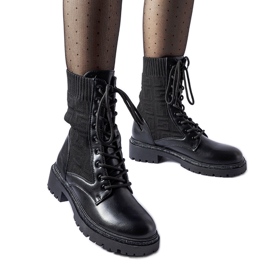 Crne gležnjače s čarapama s Emanuele kamenčićima crna