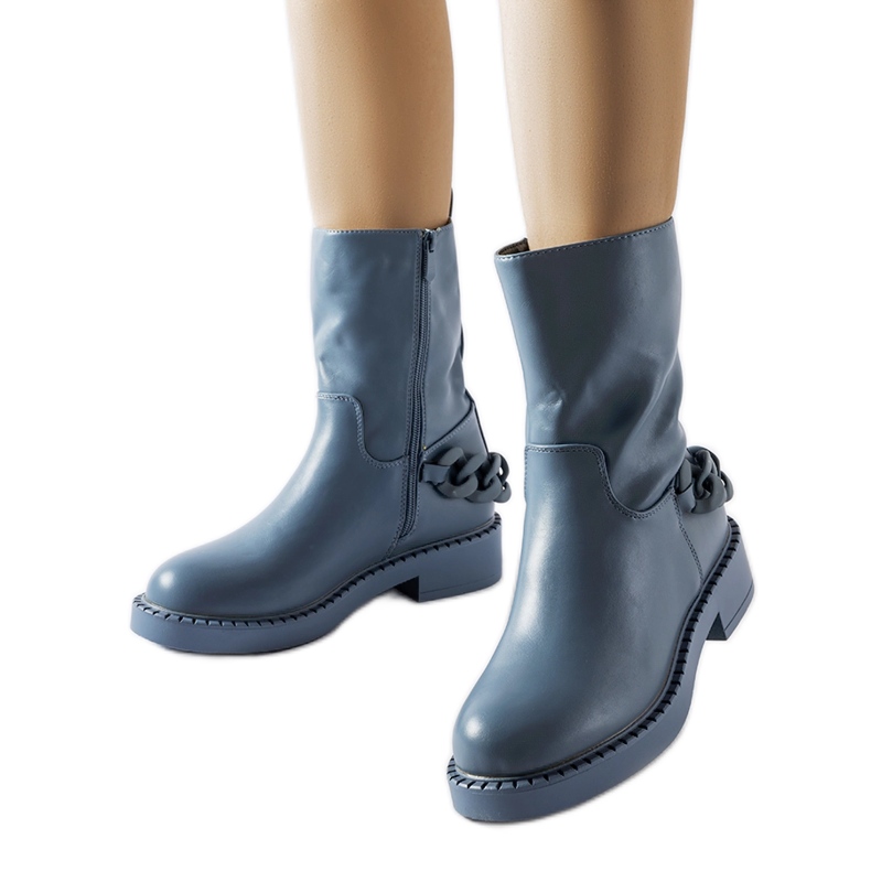 Inna Plave izolirane gležnjače s lancem Linera plava