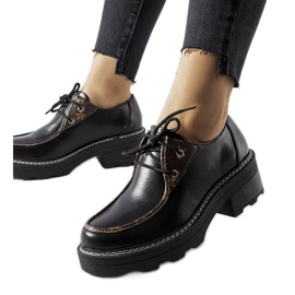 Crne niske cipele s masivnom Fondachetto petom crna