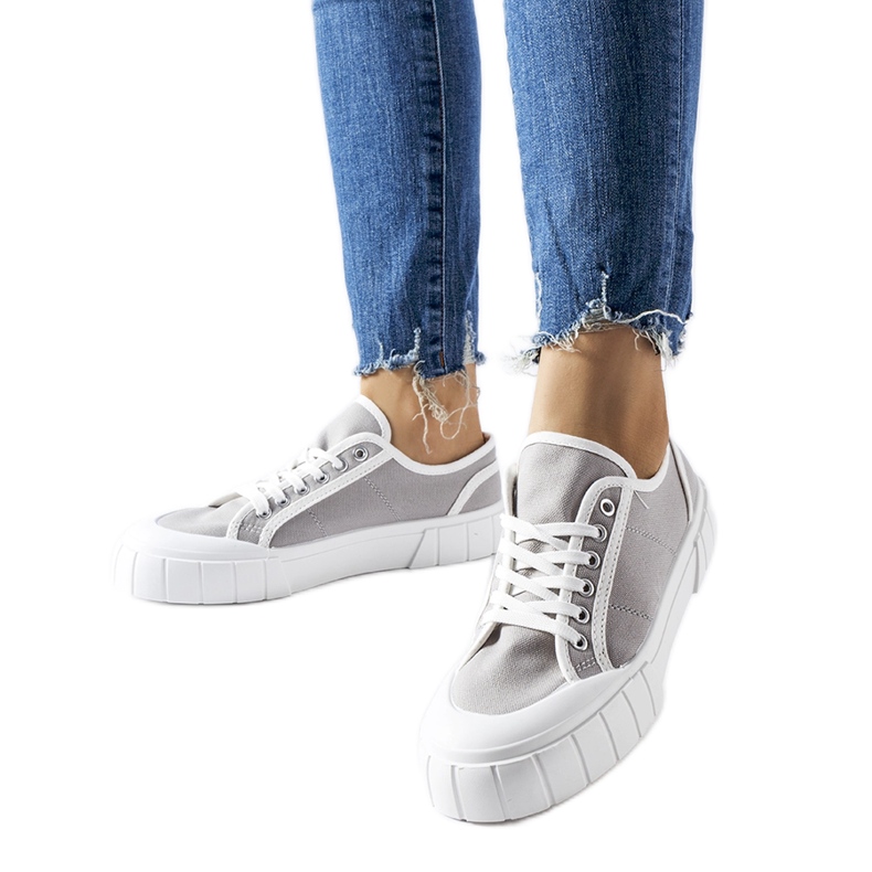 Sive tenisice na debeloj Egidio platformi siva