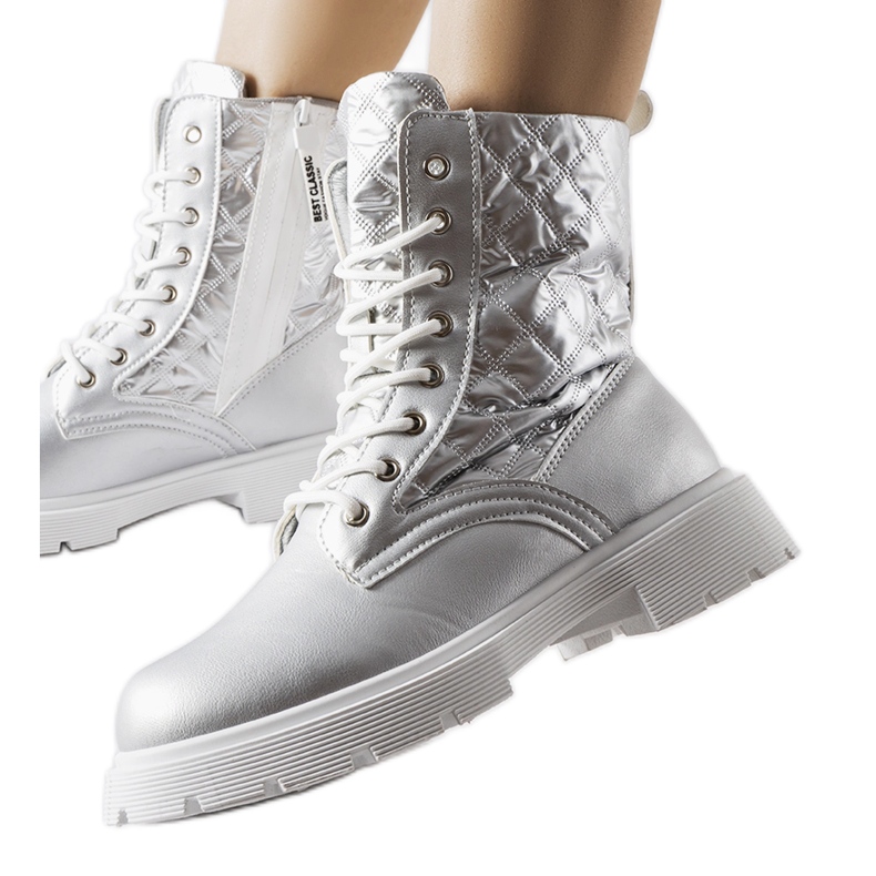 Inna Srebrne čizme ukrašene Jalbert prošivanjem srebro