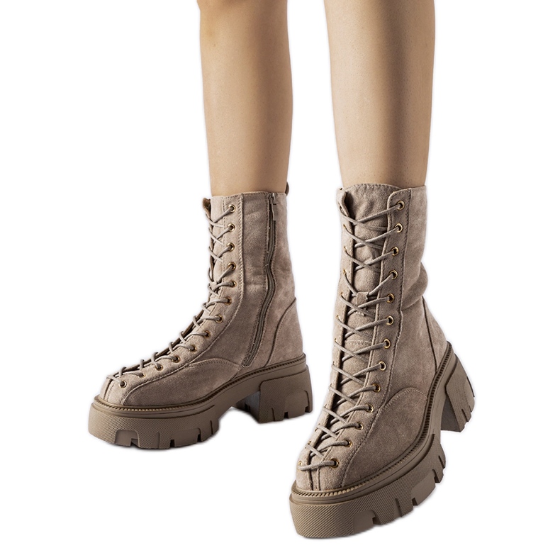 Smeđe čizme ukrašene Amol uvezom smeđa