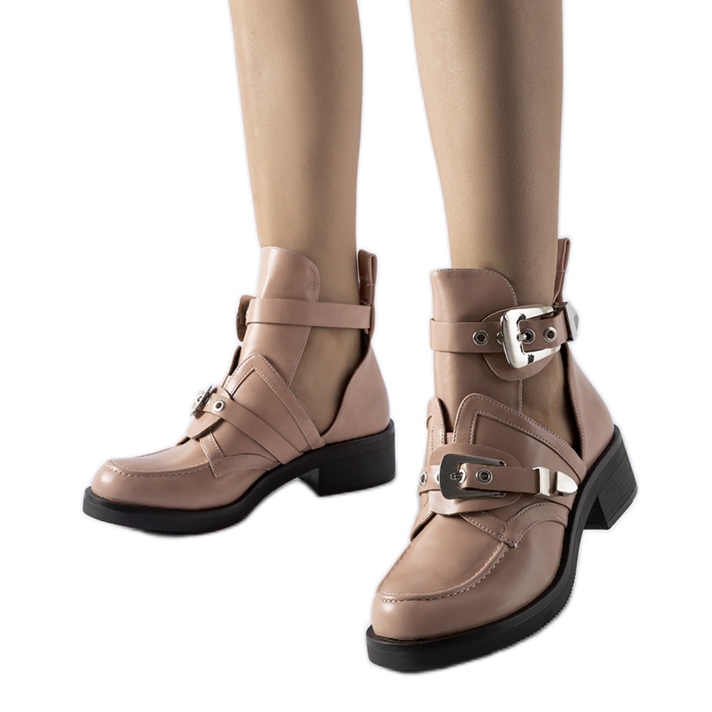 Ružičaste gležnjače s izrezima iz Speronea ružičasta