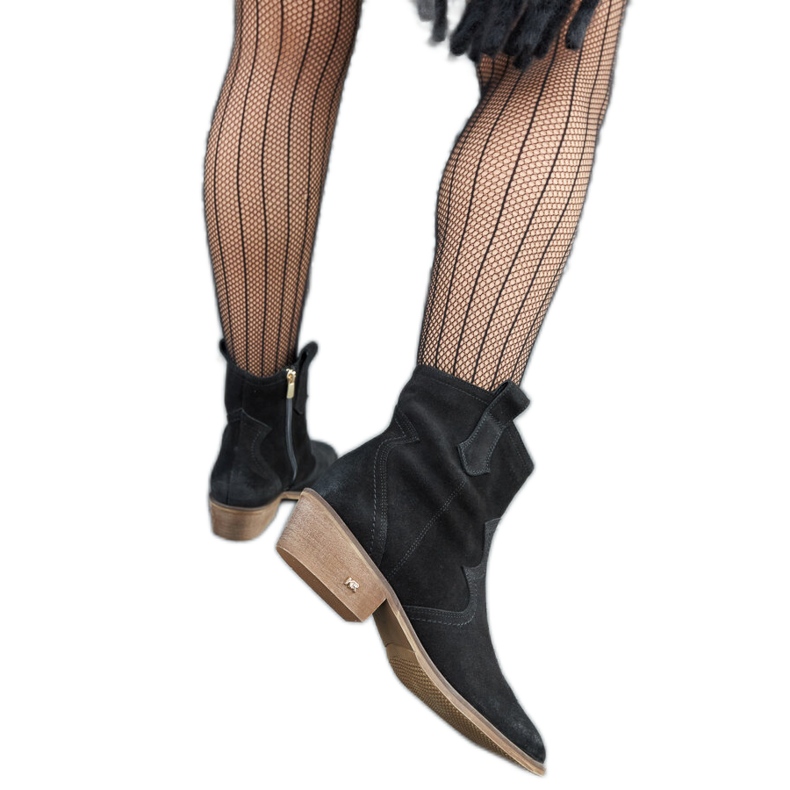 Karino crne kožne gležnjače na nisku petu crno