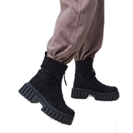 Crne izolirane gležnjače s Azzurra patentnim zatvaračem crna