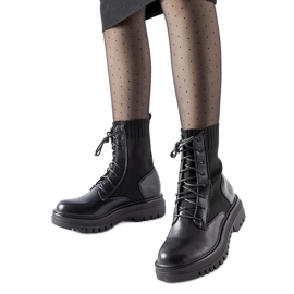 Radnici crnih masivnih čarapa iz Perticare crna