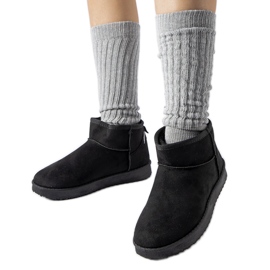 Guglielma crne izolirane kratke čizme za snijeg crna