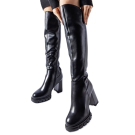 Crne duge tople čizme na visoku petu crna