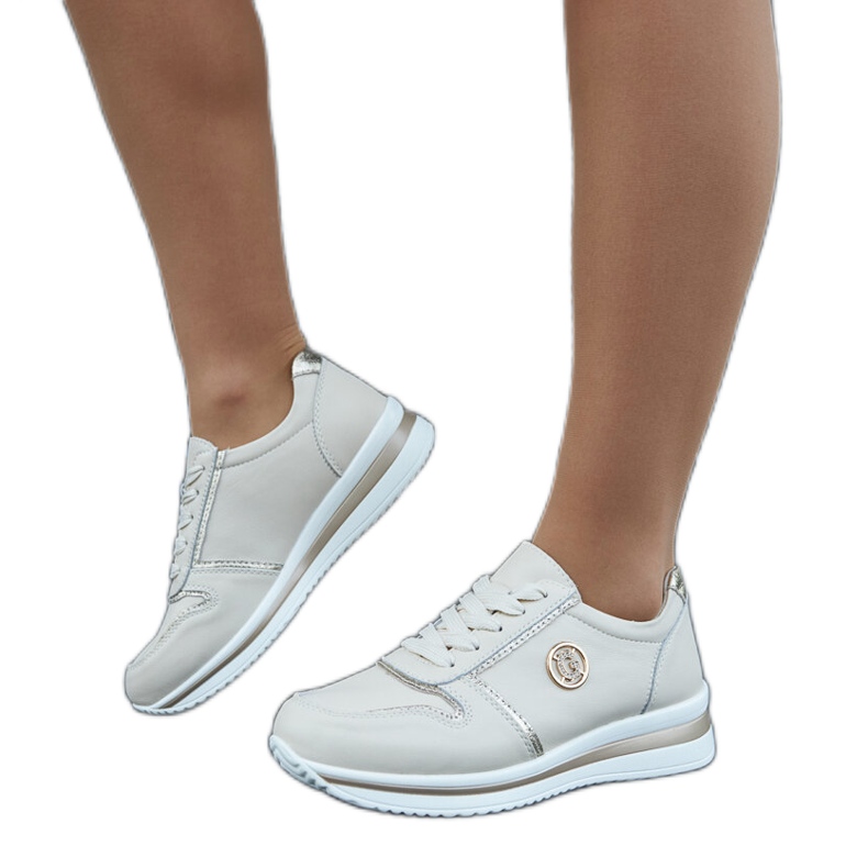 Bež kožne tenisice sa kamenčićima