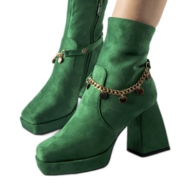 Zelene izolirane čizme s privjeskom Saviore zelena