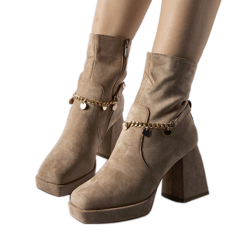 Bež izolirane gležnjače s privjeskom Saviore