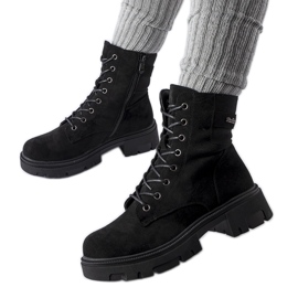 Crne blago izolirane čizme od eko antilop kože Cunha crna