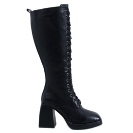 Wednesday Crne čizme na vezanje i široku petu crno