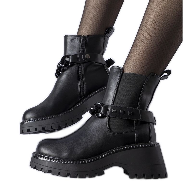 Crne gležnjače s masivnim Beltran potplatom crno