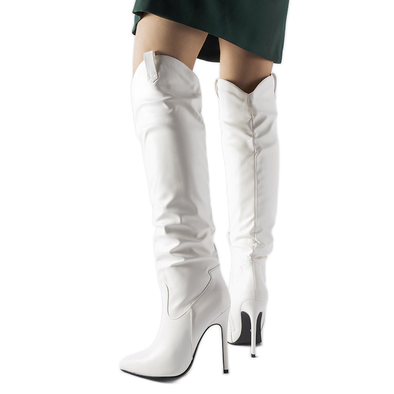 Bijele duge čizme s visokom petom iz Ceratija bijela