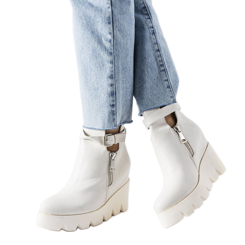 Sherri bijele gležnjače na wedge bijela