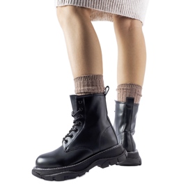 Crne radničke cipele s masivnim Borsano potplatom crna