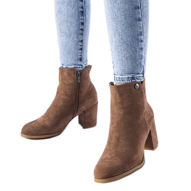 Smeđe čizme na nisku petu, eko antilop Risano smeđa