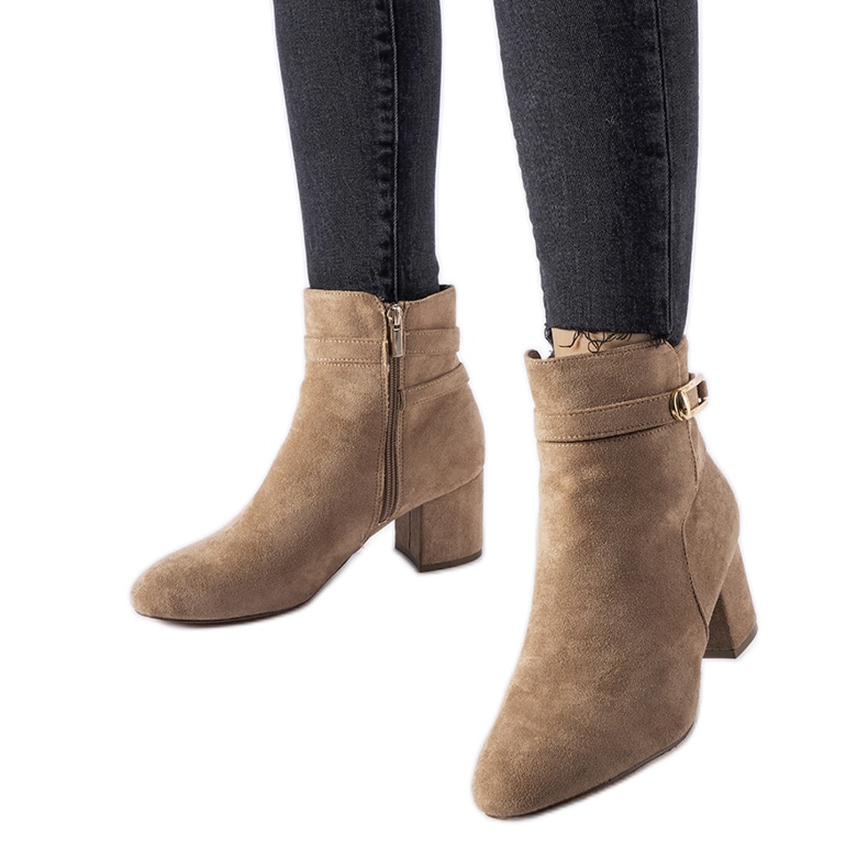 Bež gležnjače na nisku petu sa Sesto kopčom