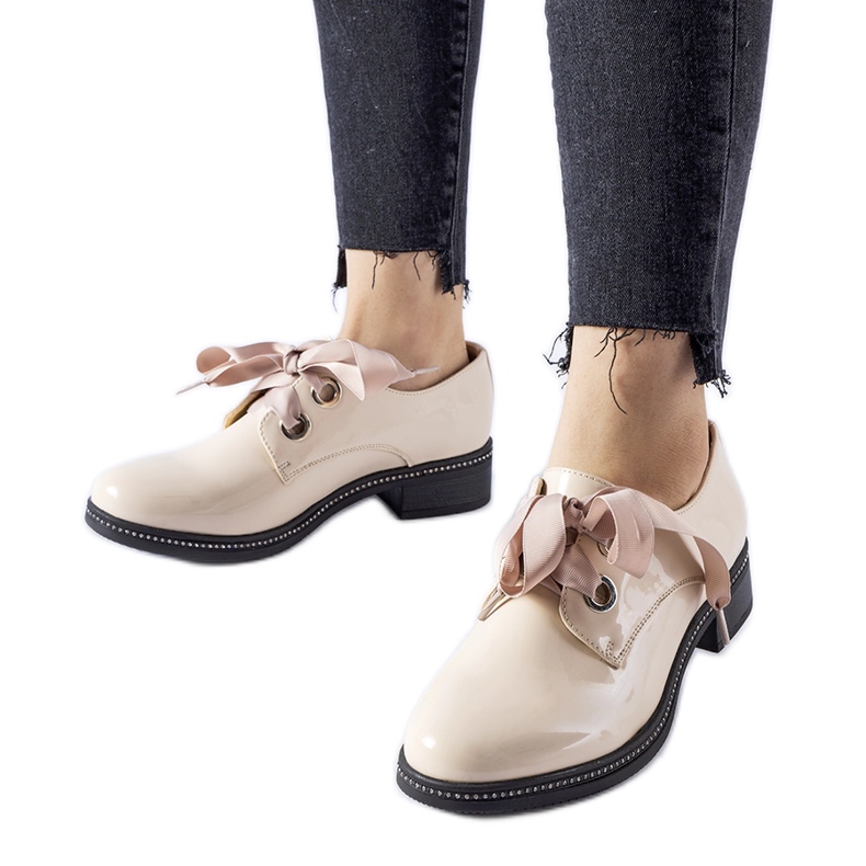 Bež cipele s Povegliano kamenčićima