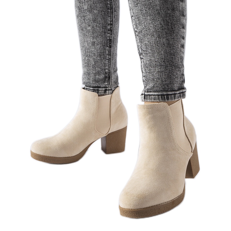 Bež čizme slip-on iz Trevana