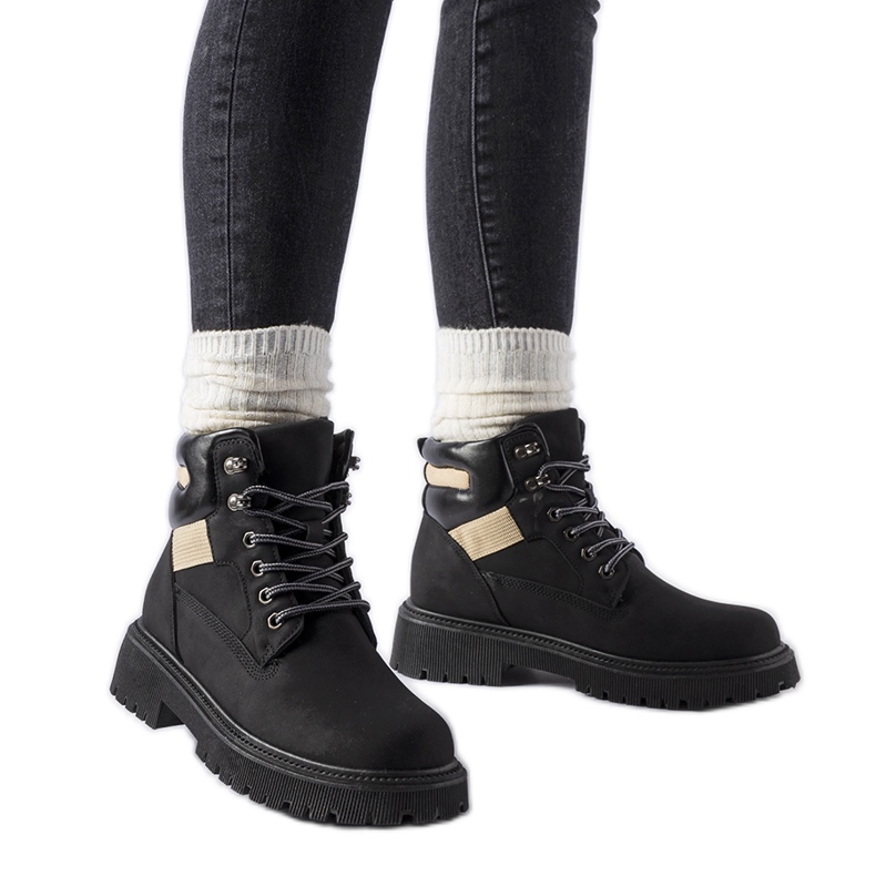 Crne izolirane čizme Bloomfield crno