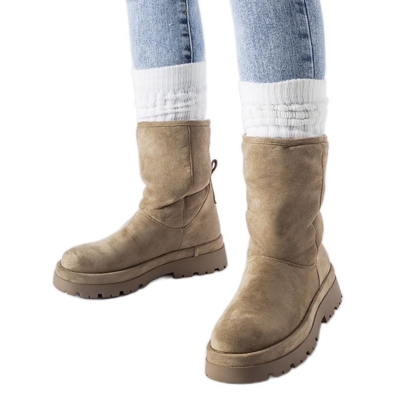 Smeđe izolirane čizme s masivnim potplatom Flavia smeđa