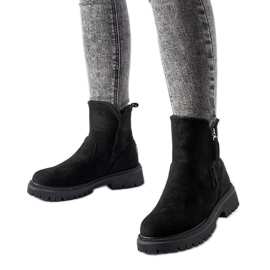 Crne izolirane klasične Tesoriero gležnjače crna