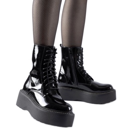 Crni patentni radnici na platformi Leos crna