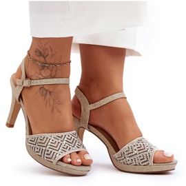 Ukrašene sandale na visoku petu D&amp;A MR1038-44 zlatne zlatni