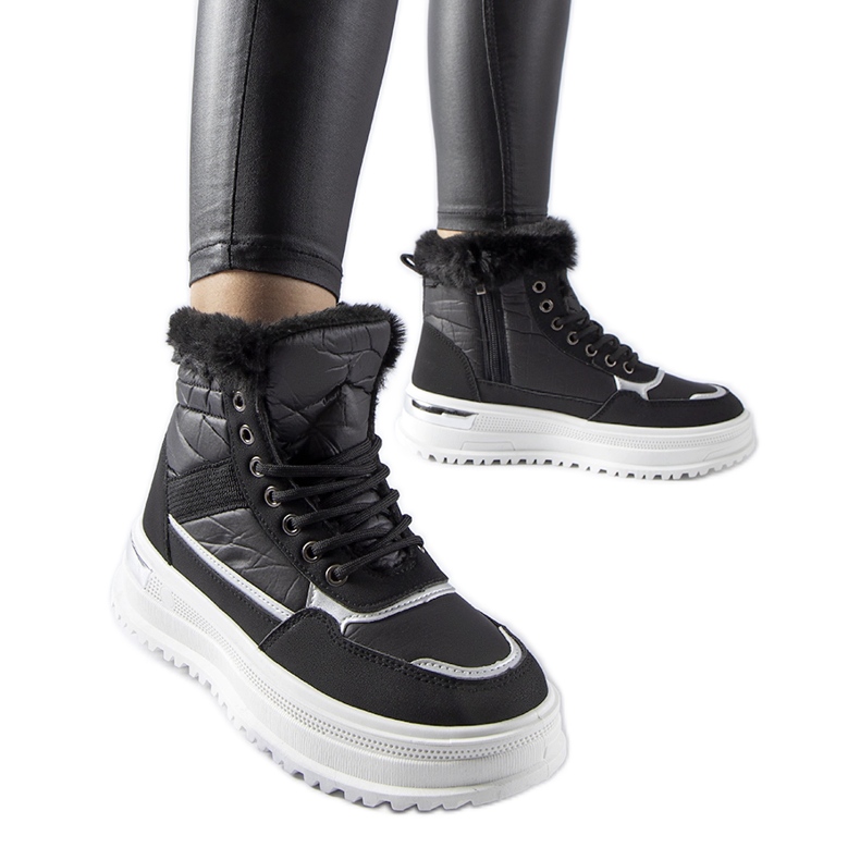 Crne trske sportske čizme za snijeg s krznom crno