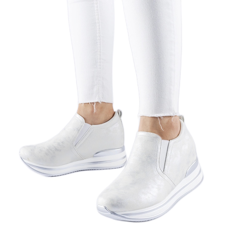 Alquippa srebrne tenisice na klin srebro