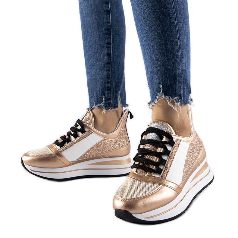 Zlatne svjetlucave tenisice na platformi Marce zlatna