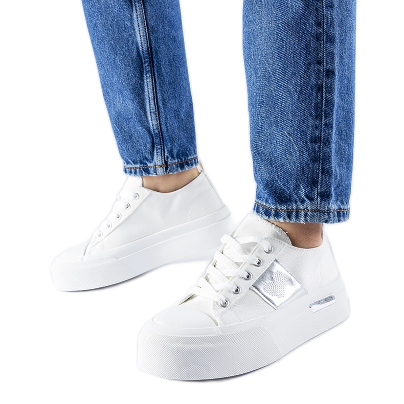 Bijelo-srebrne Lawton tenisice s platformom bijela