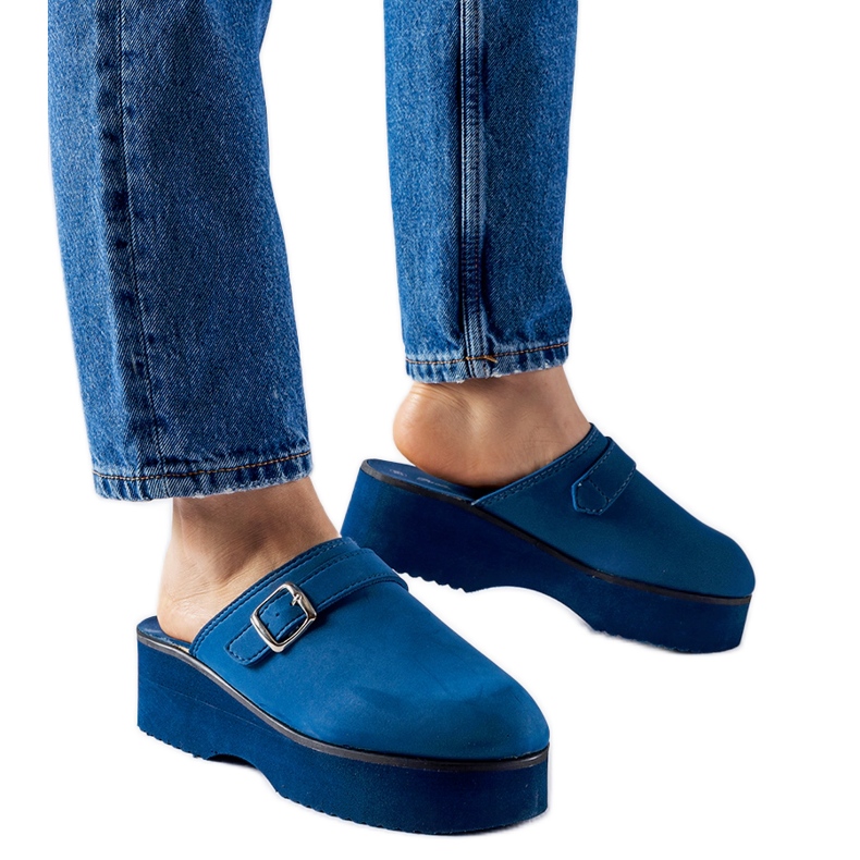 Mornarsko plava klompa klizi na platformi Lang