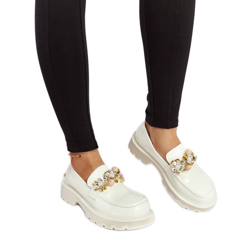 Bež lakirane mokasine Goe NN2N4202