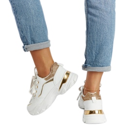 Masivne bijele tenisice s Euklidovim kamenčićima bijela