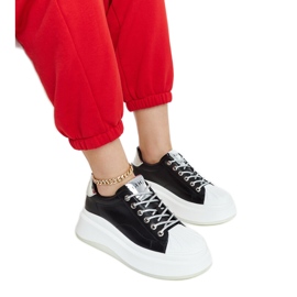 Crne tenisice na platformi GOE NN2N4034 crna