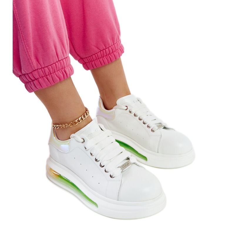 Bijele tenisice na platformi GOE NN2N4029 bijela