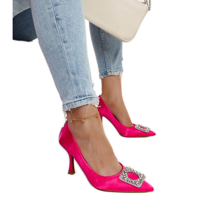 Ružičaste visoke pete sa satenskim završetkom i Clemente kamenčićima ružičasta
