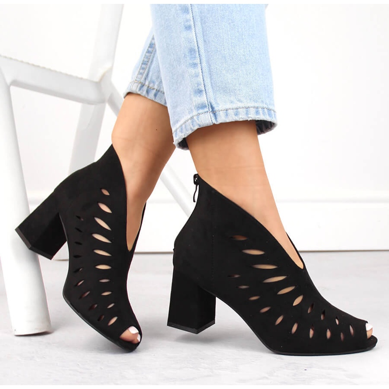 Ženske otvorene čizme od brušene kože s otvorenim prstima, crne Potocki LE20318 crno