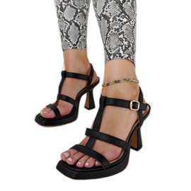 Crne sandale na visoku petu od Pirjo eko kože crna